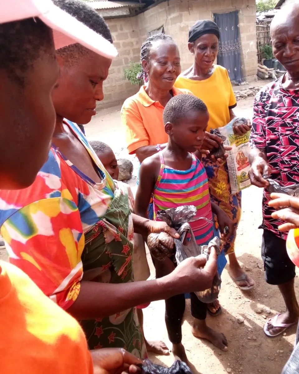 akaeze outreach